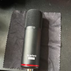 Scarlett Studio Condenser Microphone
