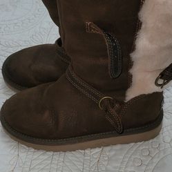 Uggs Size 1 Girls 