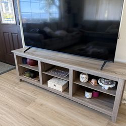 Walker Edison Wren Classic TV Stand, 70 Inch