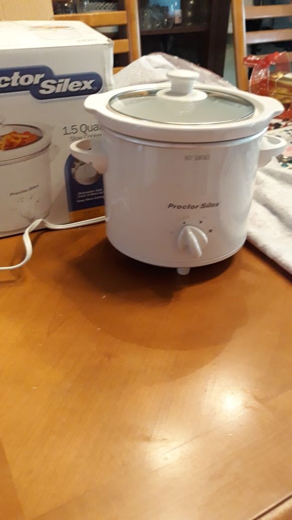 Proctor's Silex 1.5 quart slow cooker