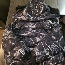 CROSS BAY BOMBER JACKET (REAL TREE BLACK)