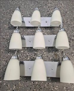 Set of 3 Chrome bathroom Lights
