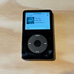 iPod Model:A1136 5thGen 30GB Blk Tested Center Button Issues w/1418-Songs-Charg
