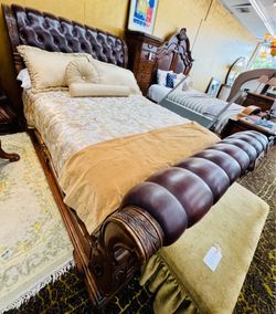 AICO By Michael Amini Queen TUSCANO SLEIGH Bed BIG OFFER!!! - GA