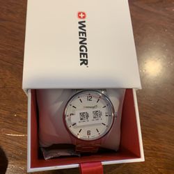 Wenger Avenue Stainless Steel 