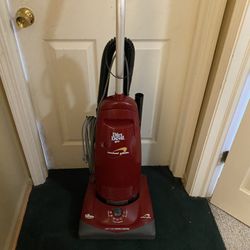 Dirt Devil Vacuum