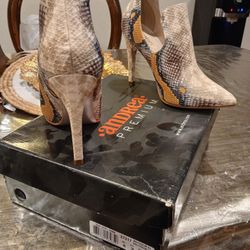 Various Womens Shoes