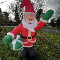 Gemmy 8 Foot Light Up Self-inflatable Santa Clause W/ Gift W/ Box