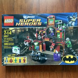 NEW LEGO Super Heroes Batman - The Dynamic Duo Funhouse Escape # 6857