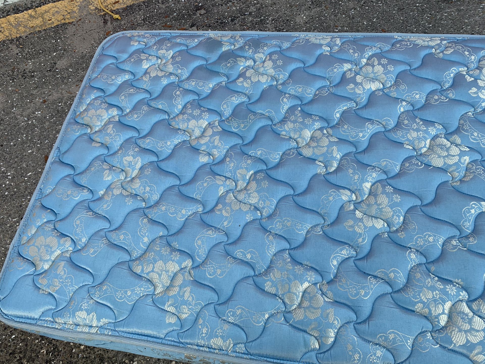 Twin Size Mattress & Box