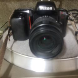 N50 Nikon Auto Camera Needs Battery Good Condition.