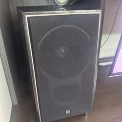 Kef XQ1 Speakers 