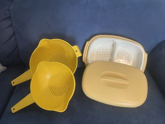 Tupperware Set
