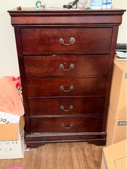 Dresser
