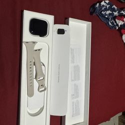 APPLE WATCH SE STARLIGHT ALUMINUM CASE