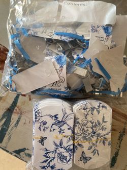 Wedding favors, table markers, advice cards