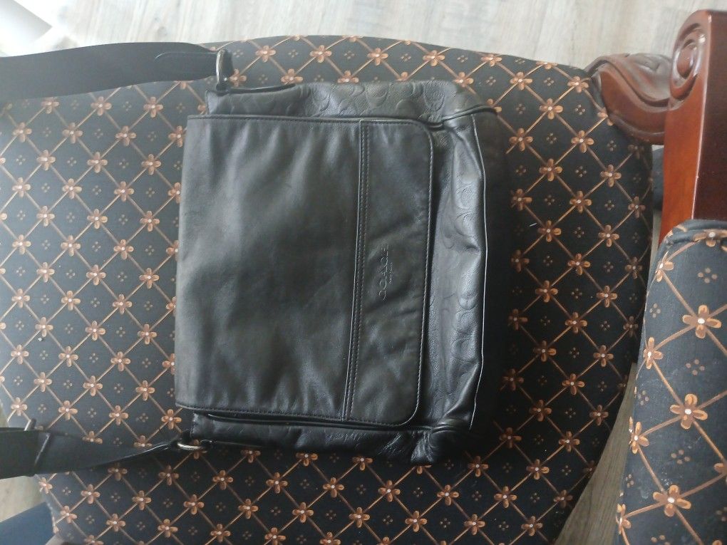 Coach Mens Crossover Bag Black