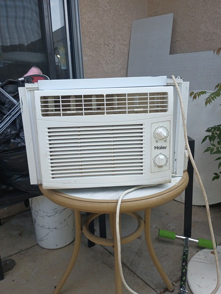 Haier AC (Window mounted)