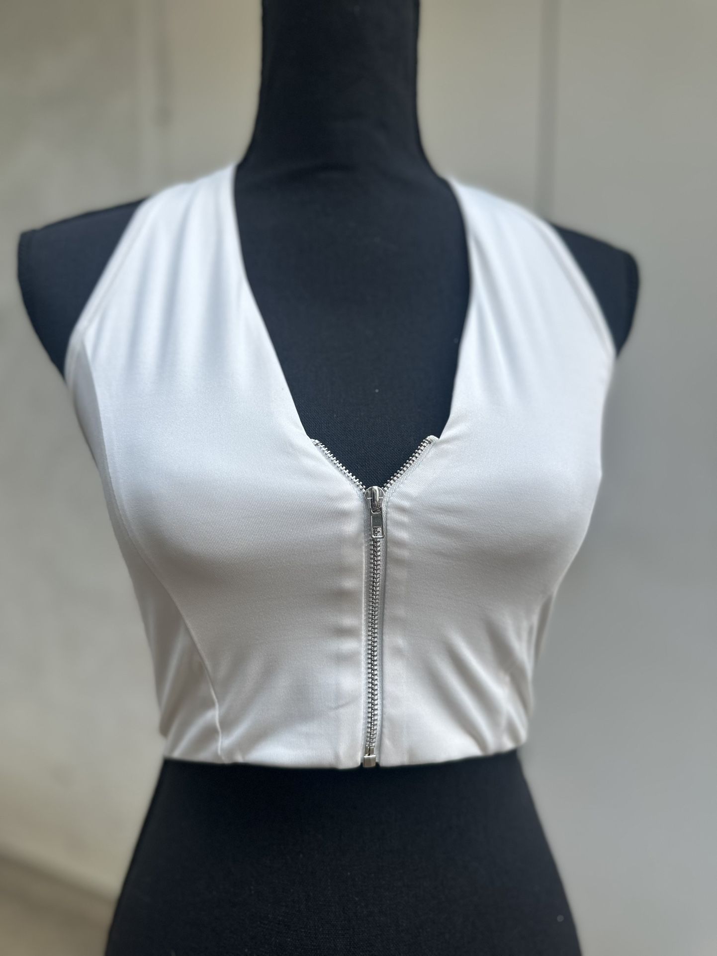 White zip-up crop top halter