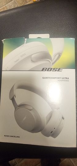 Bose Quiet Confort Ultra Headhones Brand New