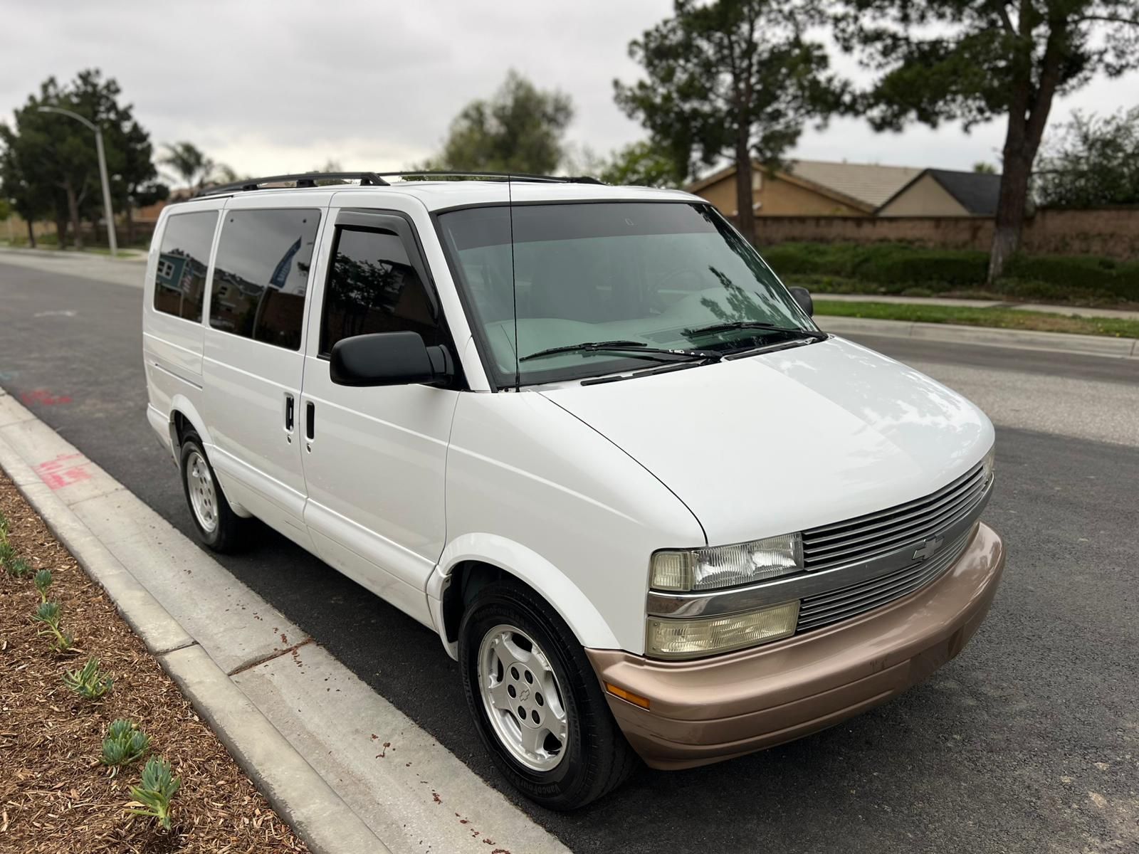 2005 Chevrolet Astro Van