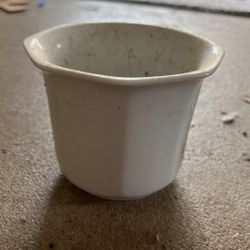 Small White Pot For Plant 