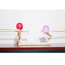 Balloon Bamboo Man Battle, Handmade Wooden Fencing Puppets, Wooden Battle Bots Arena, Battle Bots for Boys 8-12 (1pc)