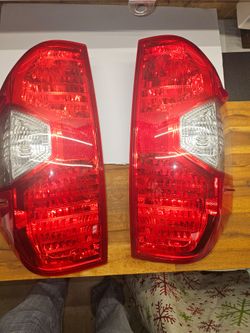 tail lights 2015 Toyota