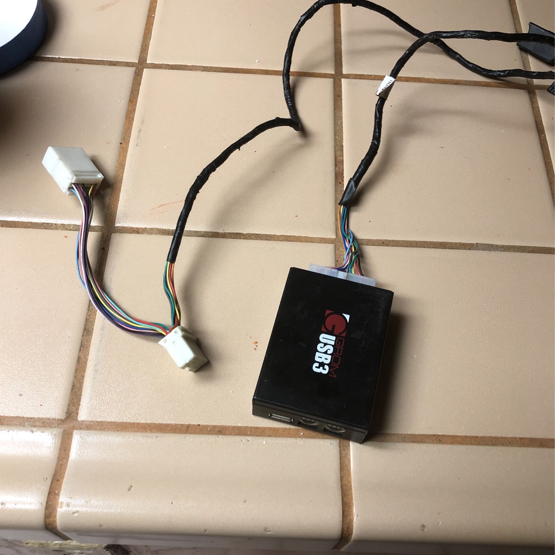 USB Android & iPhone Adapter for Honda &  Acura