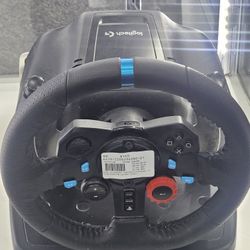 Logitech Steering Wheel. ASK FOR RYAN. #4(contact info removed)380-01