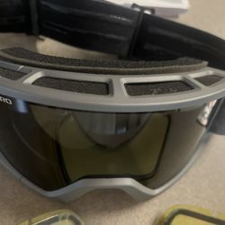 Giro Snowboarding/ski goggles 