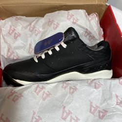 NEW A4 Pro St Regulation  Steel-Constructed Pro Baseball Cleats