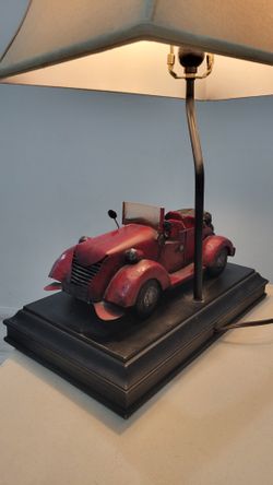 Vintage Red 1930s-Style Convertible Metal Car Table Lamp – Rustic Distressed Finish, Neutral Burlap Shade