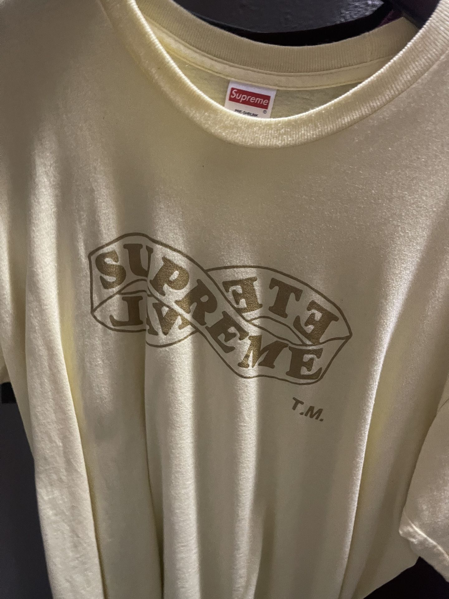 Supreme T-shirt