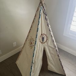 Papoose On The Loose 6 Foot Tipi/Teepee, w/ Door Flap and Leather Ties ($495 Retail)