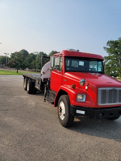 For Sale 2002 Freightliner Auto