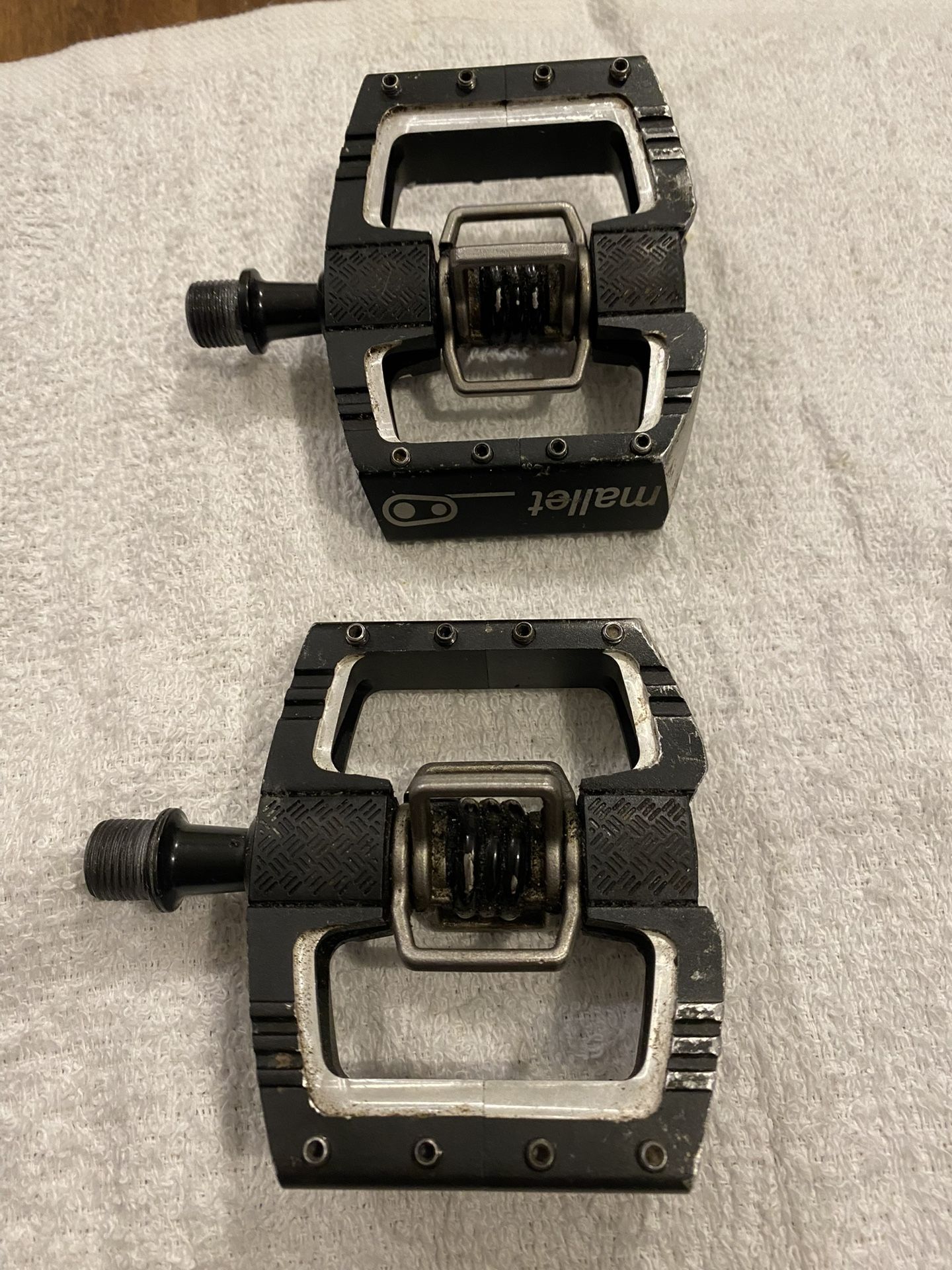 Crankbros Mallet DH Clippless