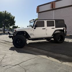 Off Road 4x4 SUV Clean Title Awd Jeep Wrangler Car Automatic Rubicon Gladiator Sahara Cherokee Chevy Blazer K5 Ford Bronco Toyota Fj Cruiser 4Runner