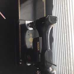 1939 Singer Featherweight Sewing Machine