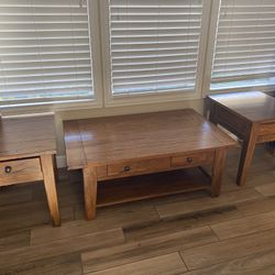 Broyhill Attic Heirlooms Coffee Table And 2 End Tables