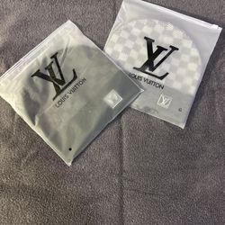 Lv Beanie Black And Grey 