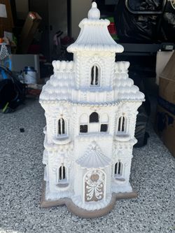 Christmas Big White House 