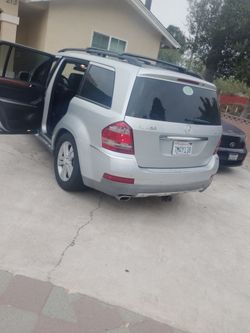 09 Mercedes gl450 4matic