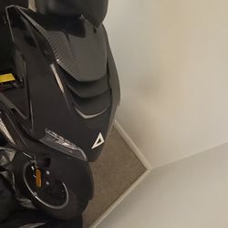 Fly Wing Scooter 150cc