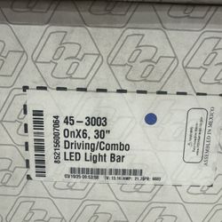 Brand New Onyx 6 + Straight Led Light Bar - Universal 