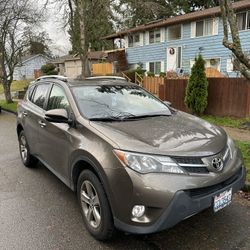 2015 Toyota RAV4 – 91k miles, well-kept, dependabl