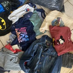 Lots Of Boys Clothing 