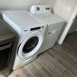 Washer And Dryer - Whirlpool