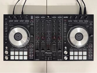 Pioneer DDJ SX2 DJ Controller