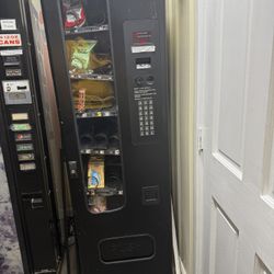 Snack Vending Machine 